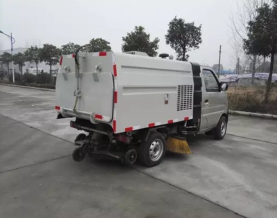 長安掃路車陽泉市總經銷——高效清潔，助力城市環境建設